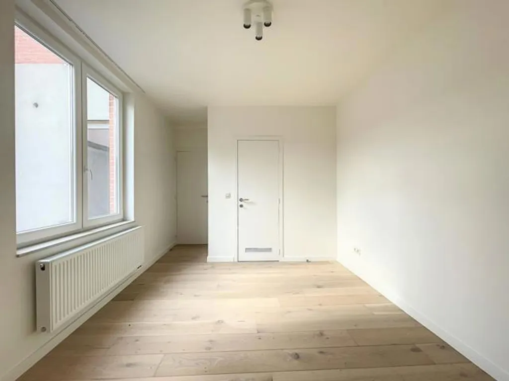 Pièces - Appartement à 1000 Bruxelles, Centre-Ville