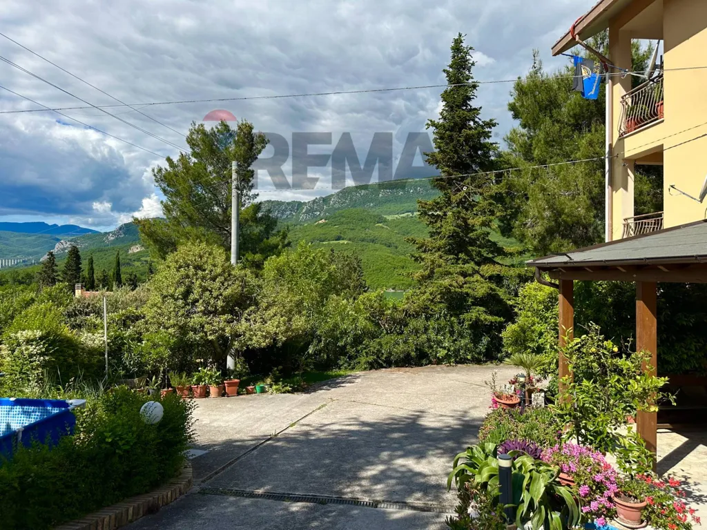 Terrass - Lakefront Apartment with Terraces in Colledimezzo