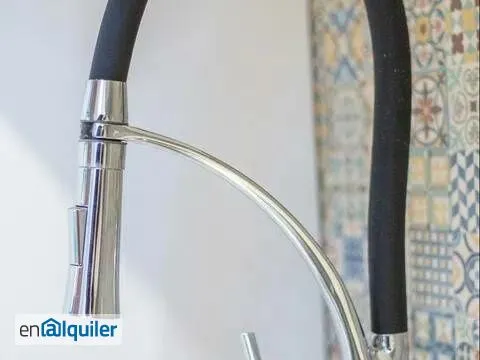 Cuisine - Modern Flat with High Ceilings in Comillas, Madrid