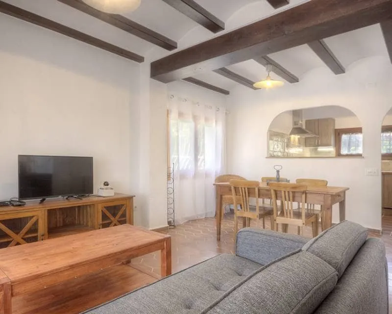 Elutuba - South-Facing Villa with Pool in Tosalet, Javea