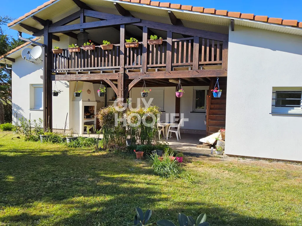 Terrass - Property Ensemble with Ocean Proximity in Mimizan