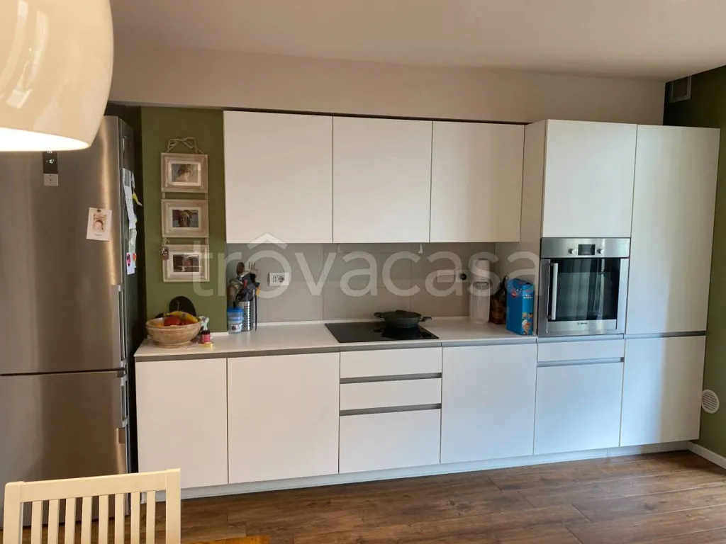 Cuisine - Modern Apartment with Solar Panels in Savigliano