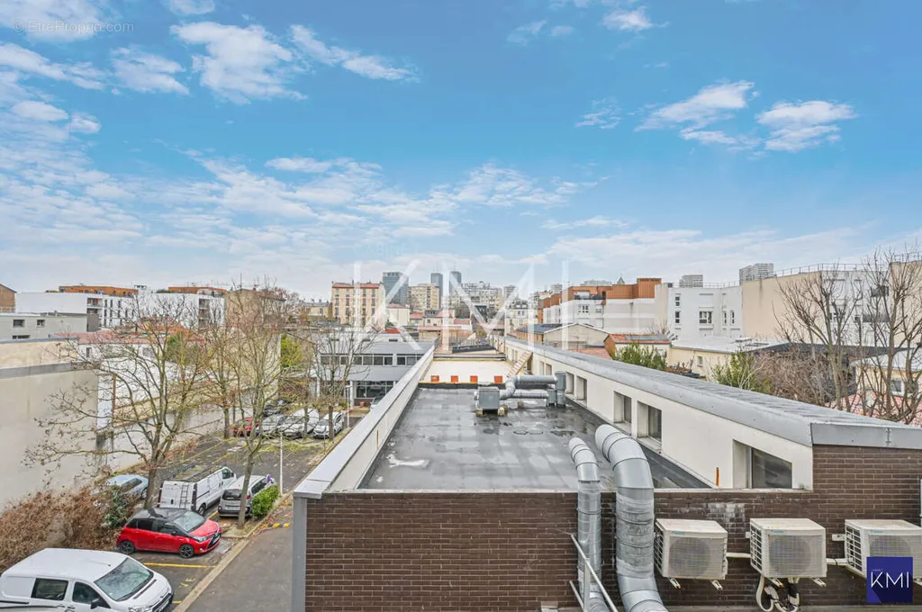 Rõdu - Bright 2-Bed Flat with Metro Access in Bagnolet