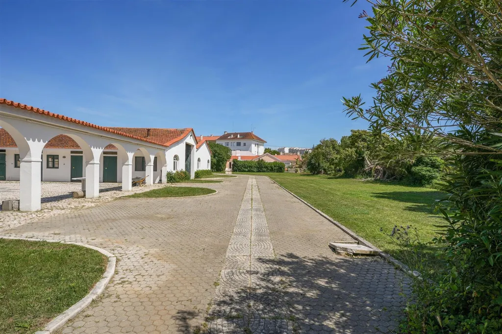 Jardin - Renovated Villa with Pool in S. Pedro do Estoril