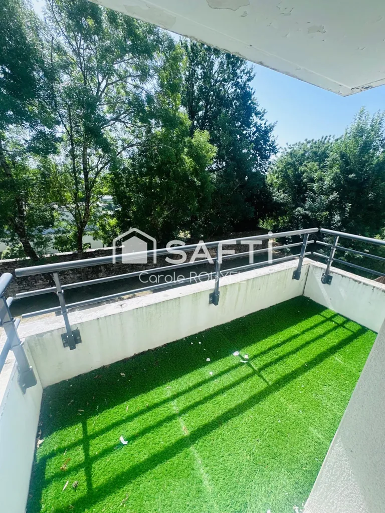Balcone - Apartment with Balcony View in Vannes