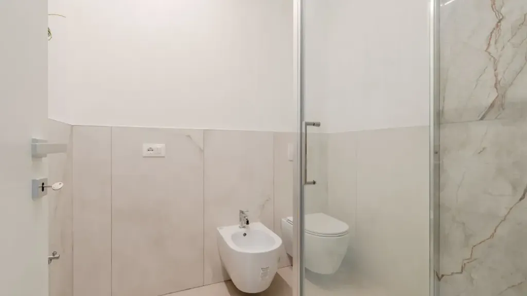Vannitoad - Rear-Facing Apartment with Private Garden in Cervia