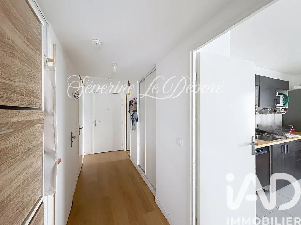 Hallway - Apartment with Balcony in Sannois