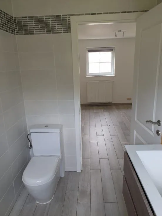 Salles de bain - Condo Étudiant avec Jardin près de LLN