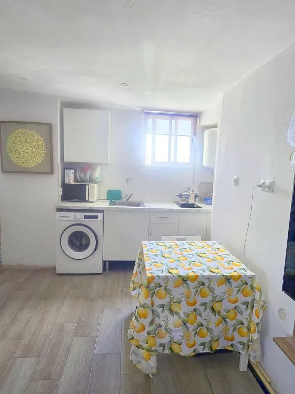 Köök - Modernised Flat with Balcony in Utrera