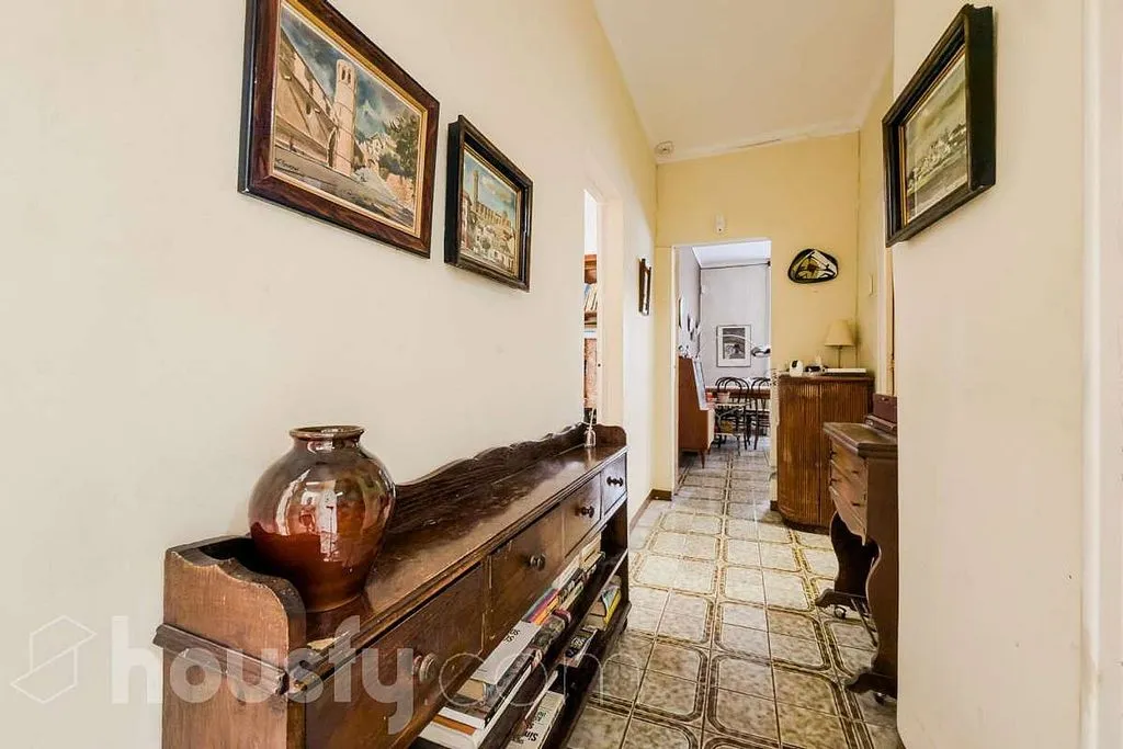 hallway_entrance