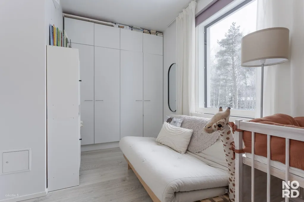 Bedrooms - Modern Terraced House with Sauna in Perusmäki, Espoo