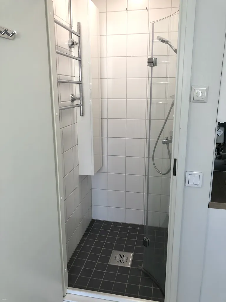 Bagni - Fully Furnished Studio in Alppila, Helsinki