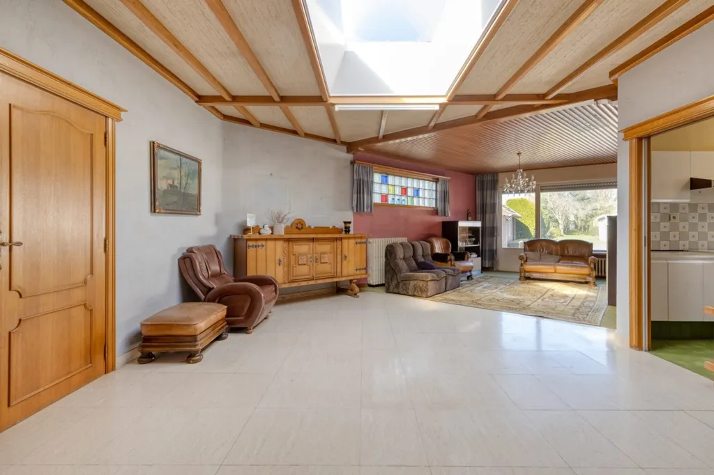 Half-Open House with Garden in Zarren Centre
