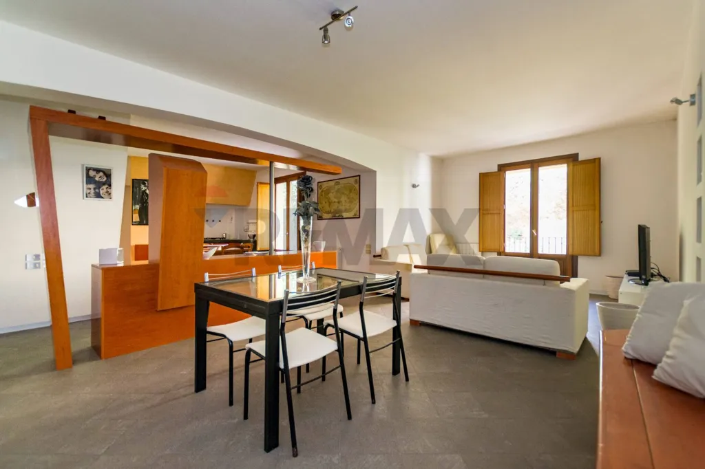 Dining Room - Panoramic Apartment in Salemi Centre