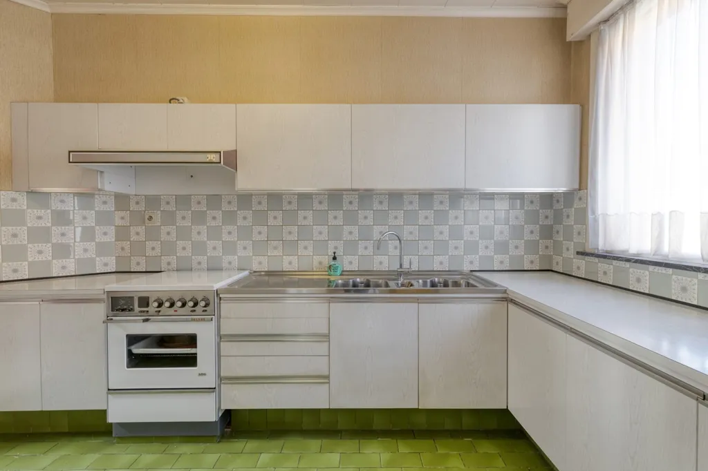 Half-Open House with Garden in Zarren Centre