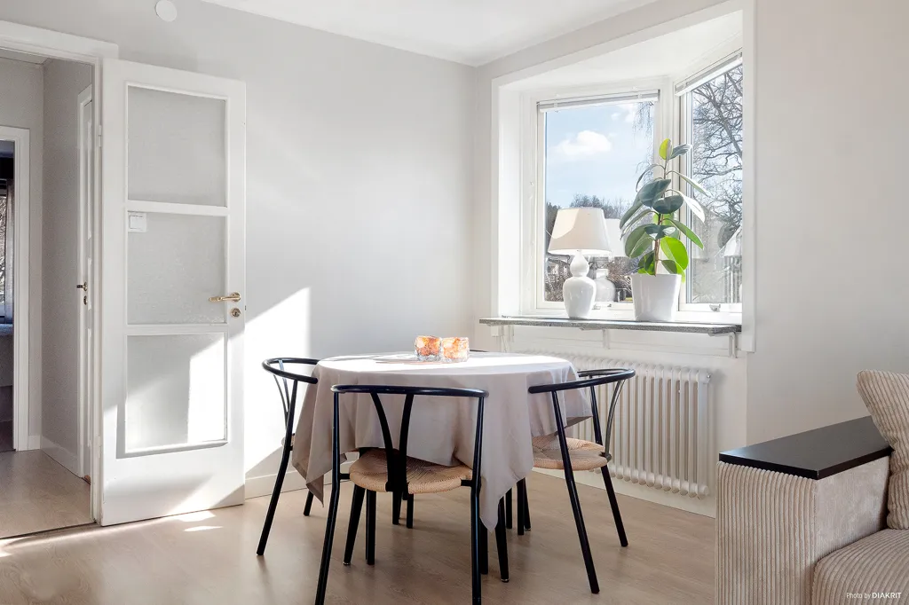 Sala da pranzo - Apartment with Balcony in Borås