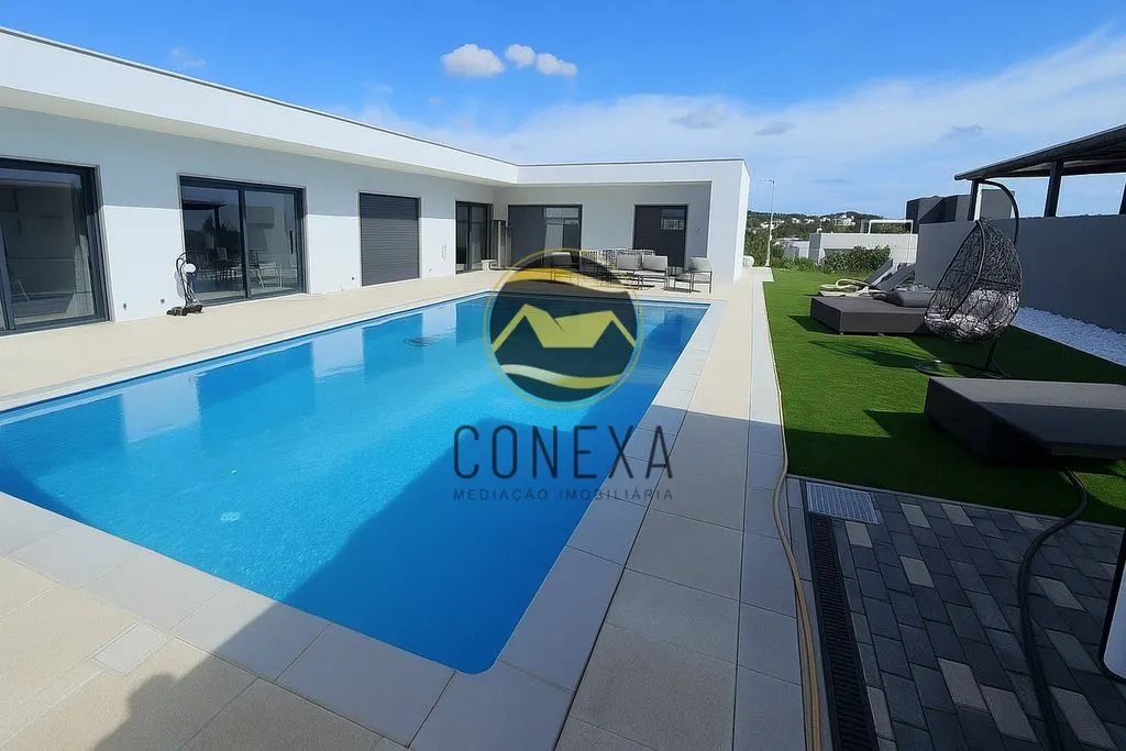Piscine - Single-Story Villa with Pool in Olhão