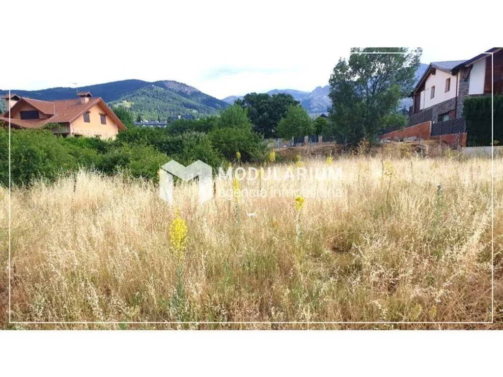 Aed - Building Land with Reservoir View in Navacerrada
