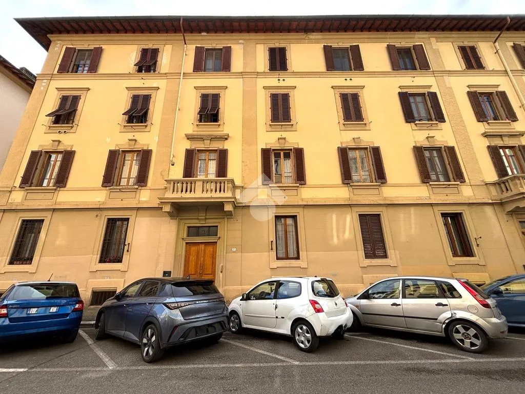 Extérieur - 1930s Apartment with Balcony in Florence