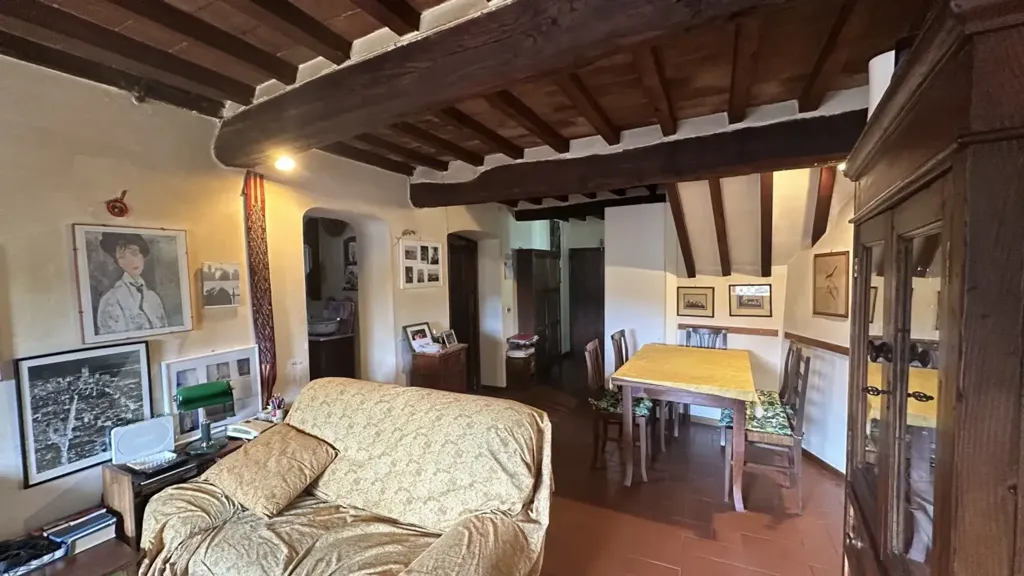Salle à manger - 5-Room Apartment in Pontassieve Centre