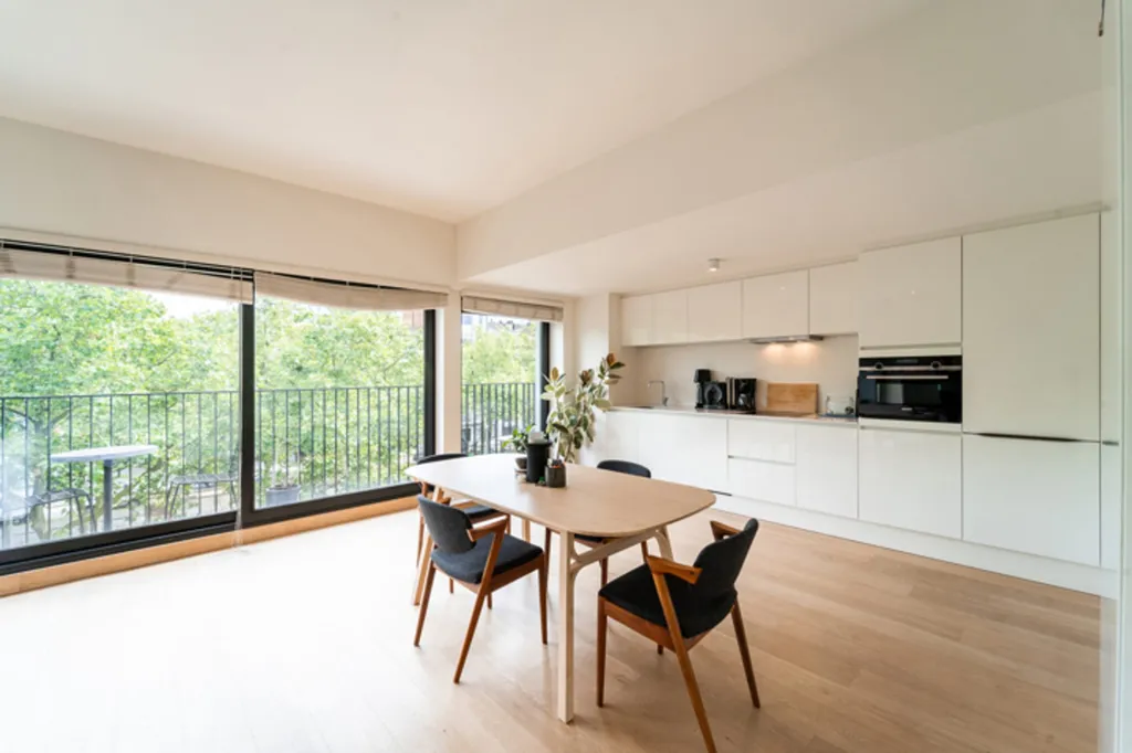 Dining Room - Third Floor Apartment with Terrace in Antwerpen