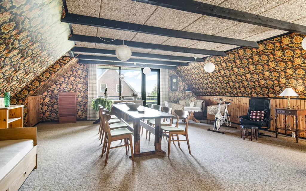Séjour - Spacious House with Workshop Garage in Tårs