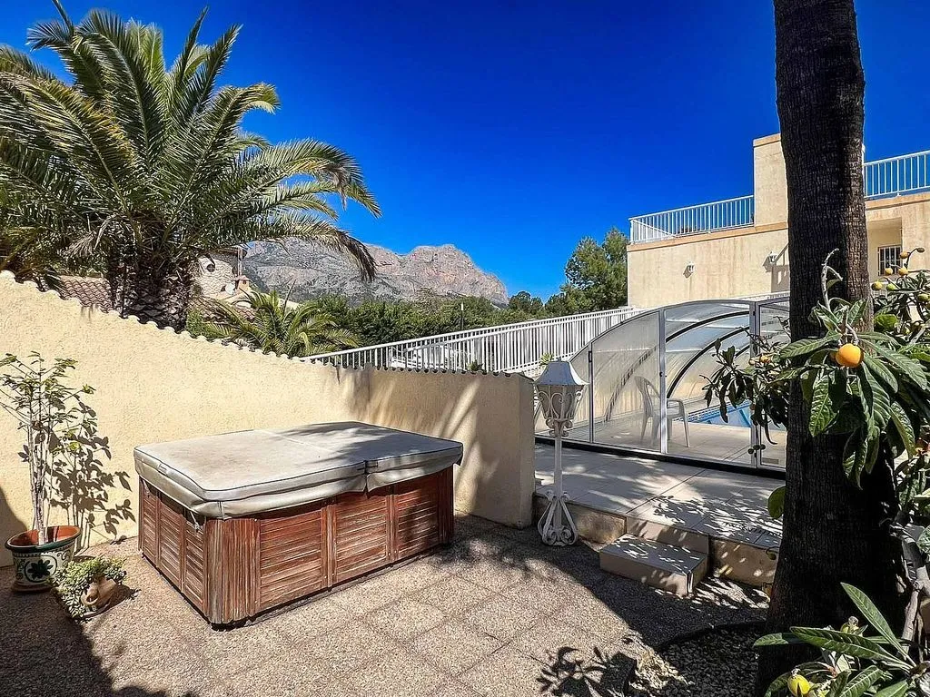 Terrass - Luxury Detached House with Pool in La Nucia