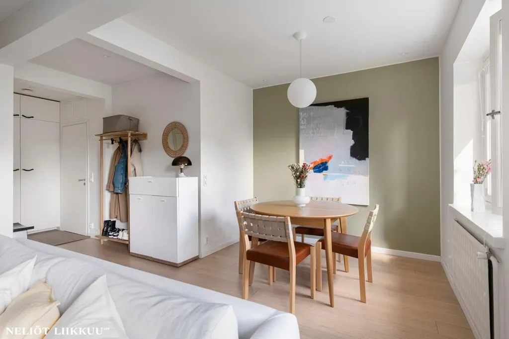 Salle à manger - Modern Apartment with Balcony in Hermanni