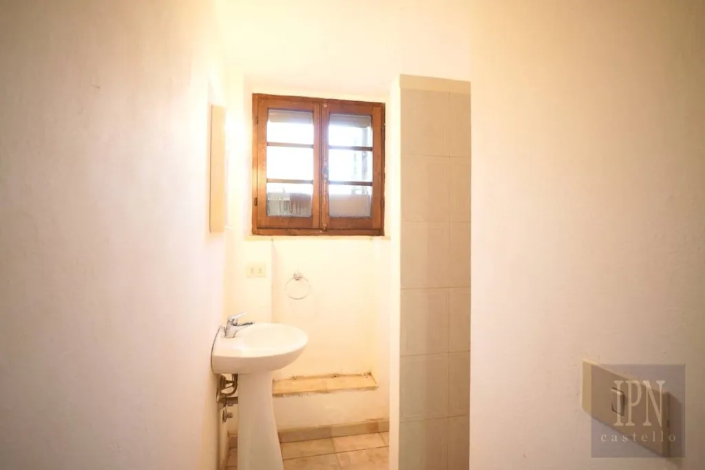 Salles de bain - Rustic Riverfront House in Umbertide