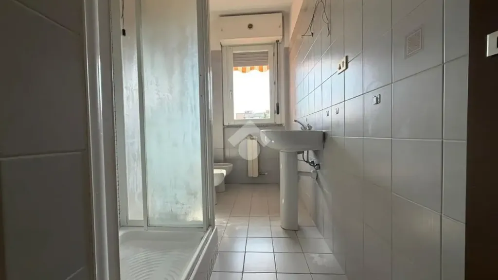 Salles de bain - Studio Flat with Balcony in Bussero