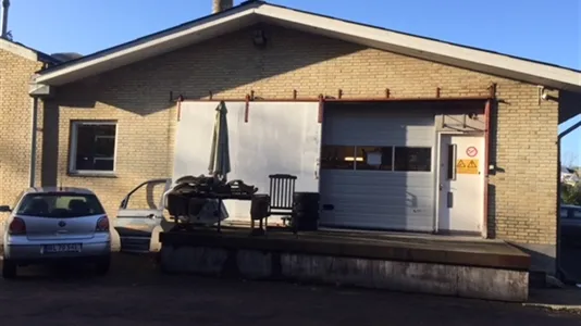 Extérieur - Modernised Warehouse with Parking in Hørsholm