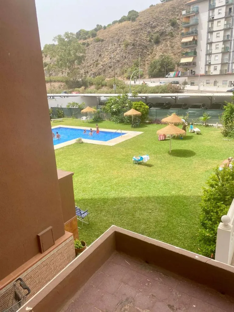 Piscina - Apartment with Beachfront in Fuengirola
