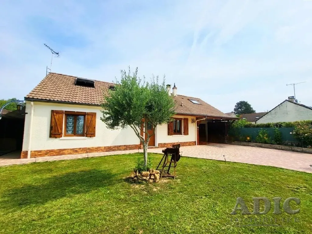 Aed - Family House with Pool in Saint-Pathus