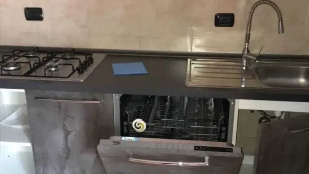 Kitchen - Furnished Apartment with Balcony in Milan