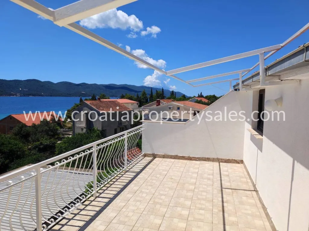 Balcon - Apartment House with Sea View in Orebić