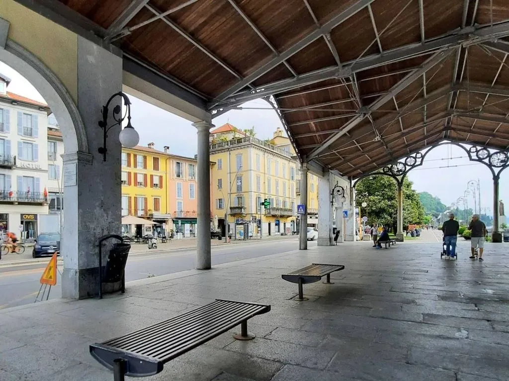 Lakefront Apartment in Verbania's Corso Goffredo Mameli
