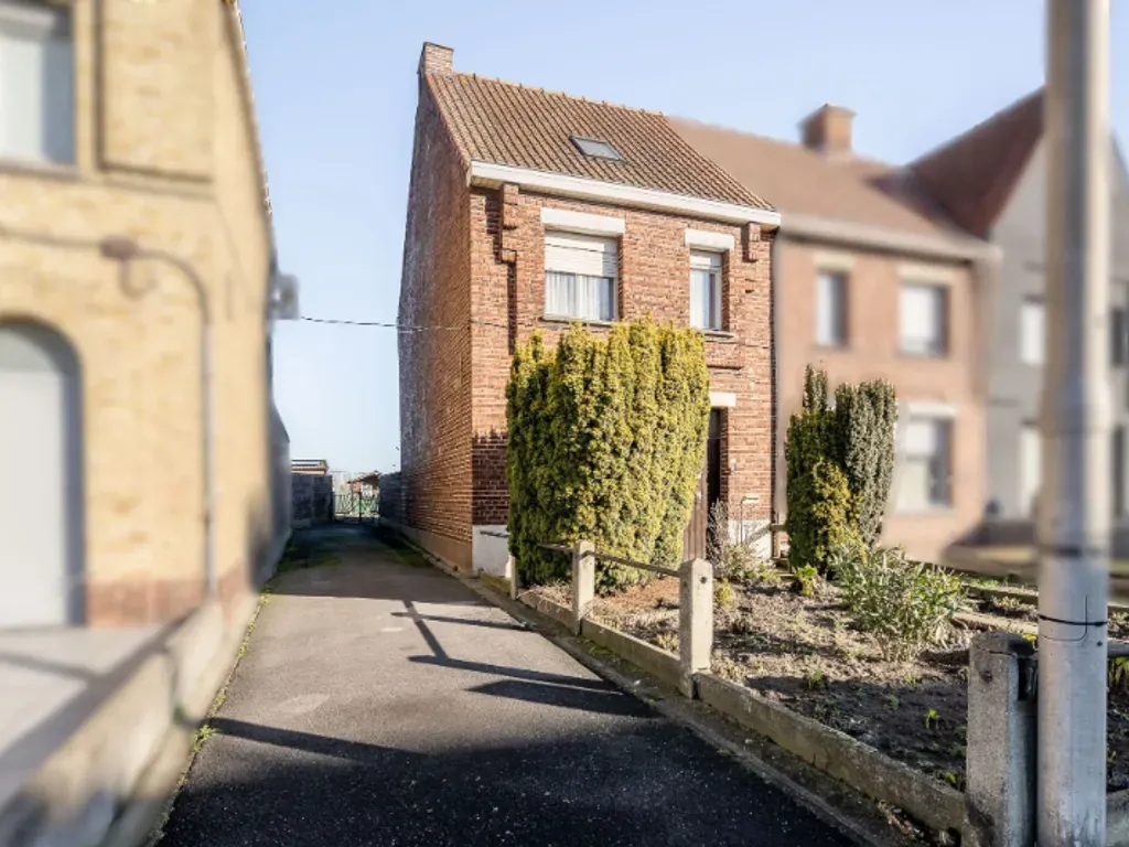 Exterior - Office Space with Garden in Ingelmunster