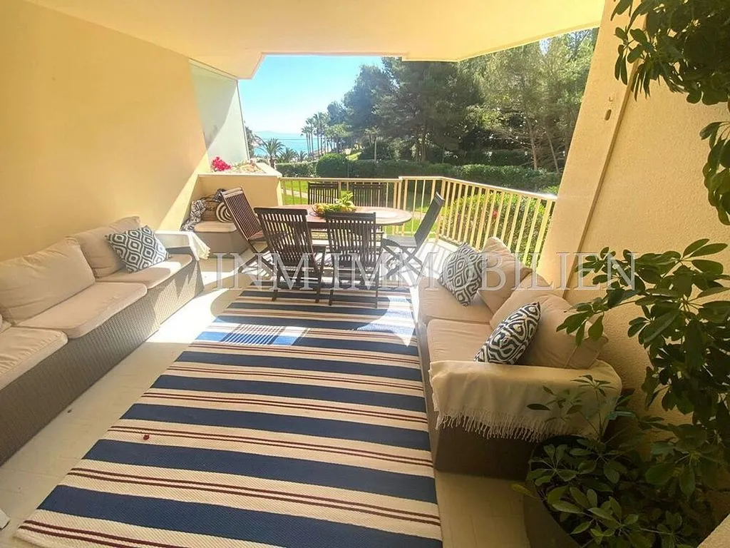 Terrasse - Apartment with Pool and Sea View in Cala Vinyes
