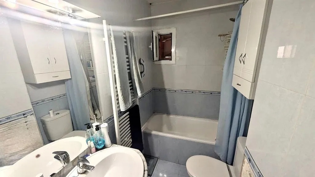 Salles de bain - Apartment with Views in Fuenlabrada Centre