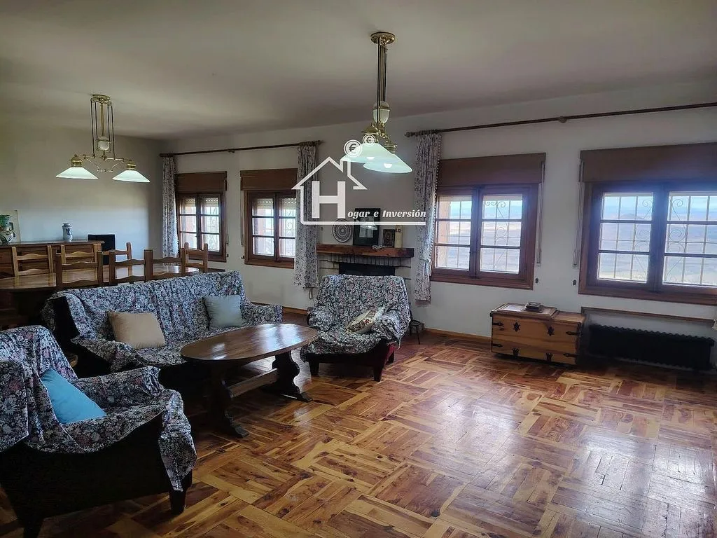 Living Room - Chalet with Large Plot in Trijueque