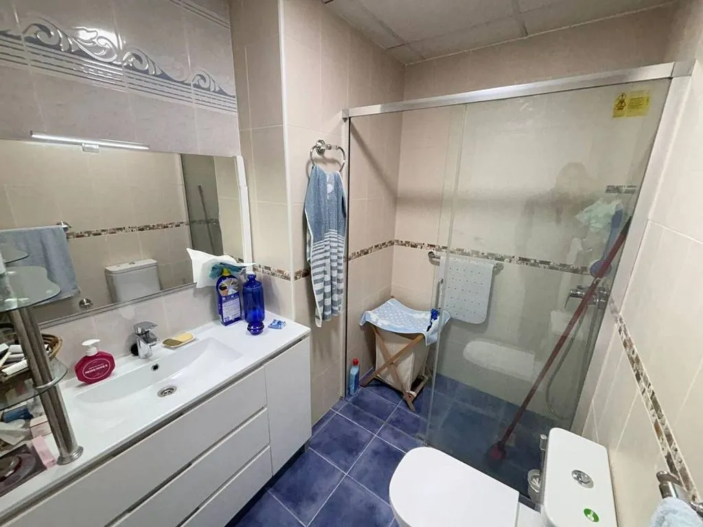 Salles de bain - Reformed Townhouse with Storage in Mérida Centre