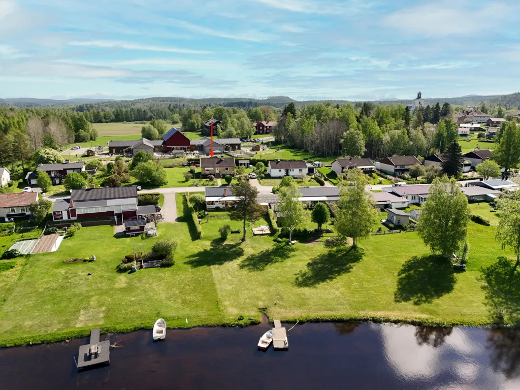 Vue aérienne - Corner Villa with Water View in Alfta