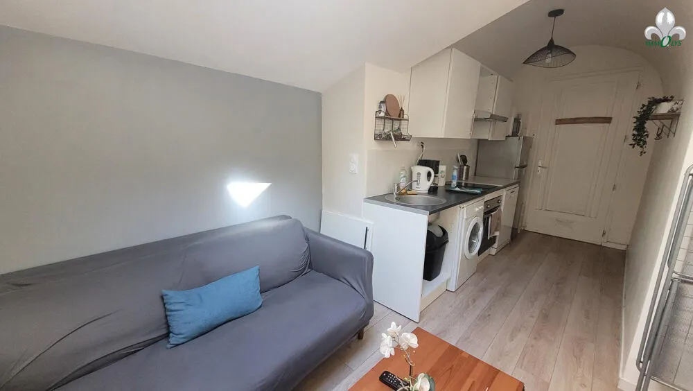 Soggiorno - 1-Bedroom Flat with Open Kitchen in Côte-d'Or