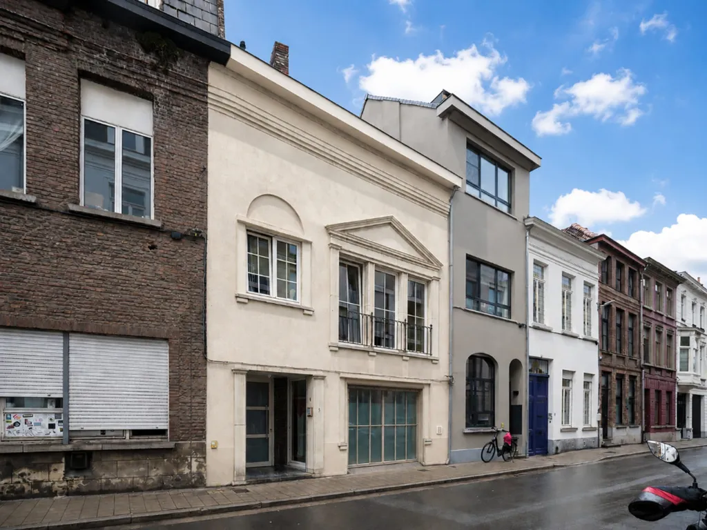 Välivaade - Studio Apartments with Private Balconies in Gent Centre