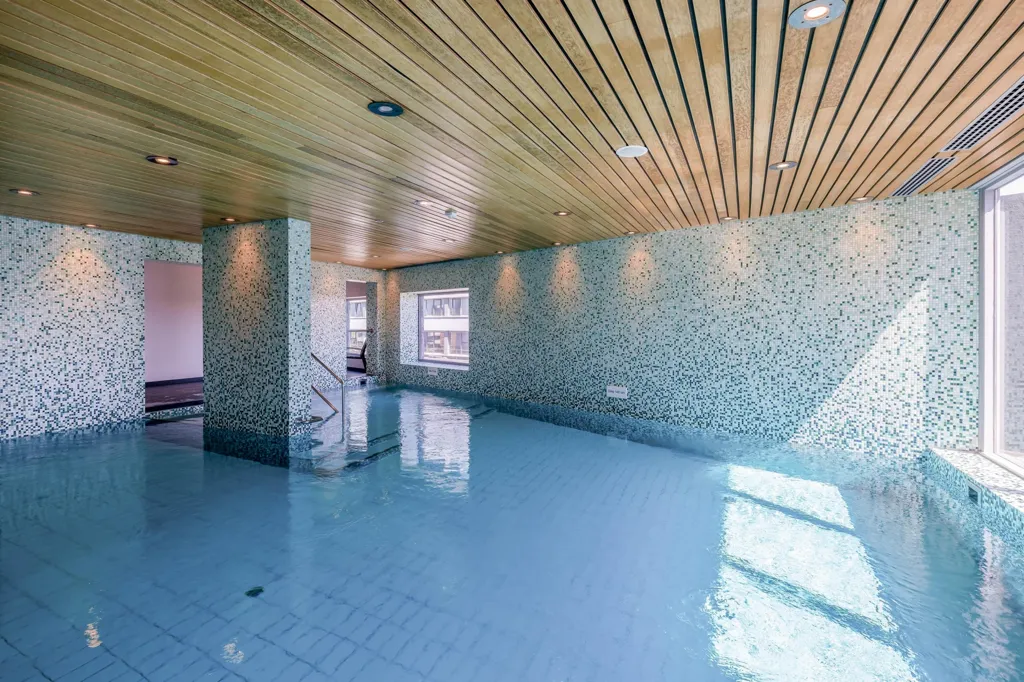 Piscina - Modern Apartment with City View in Rotterdam