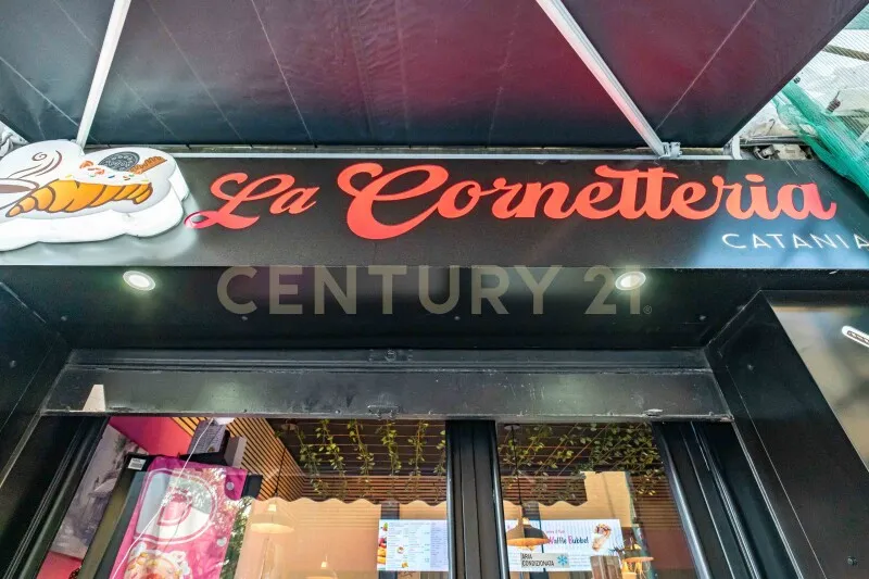 Local commercial 2 chambres à Catania