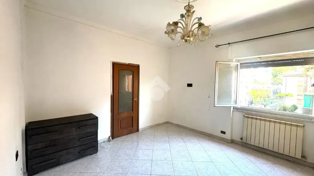 Pièces - Rear-Facing Flat with Balcony in Bolzaneto