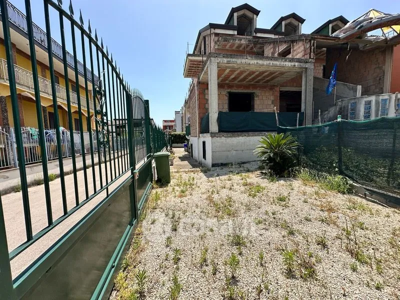 Välivaade - Bifamiliar Villa with Terraces in Scisciano