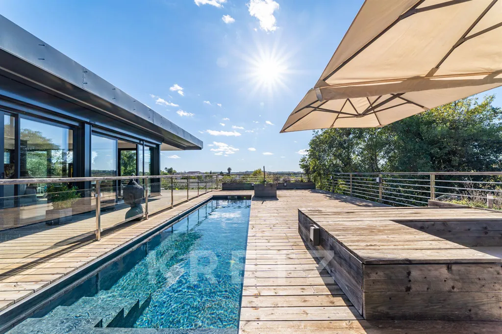 pool_area