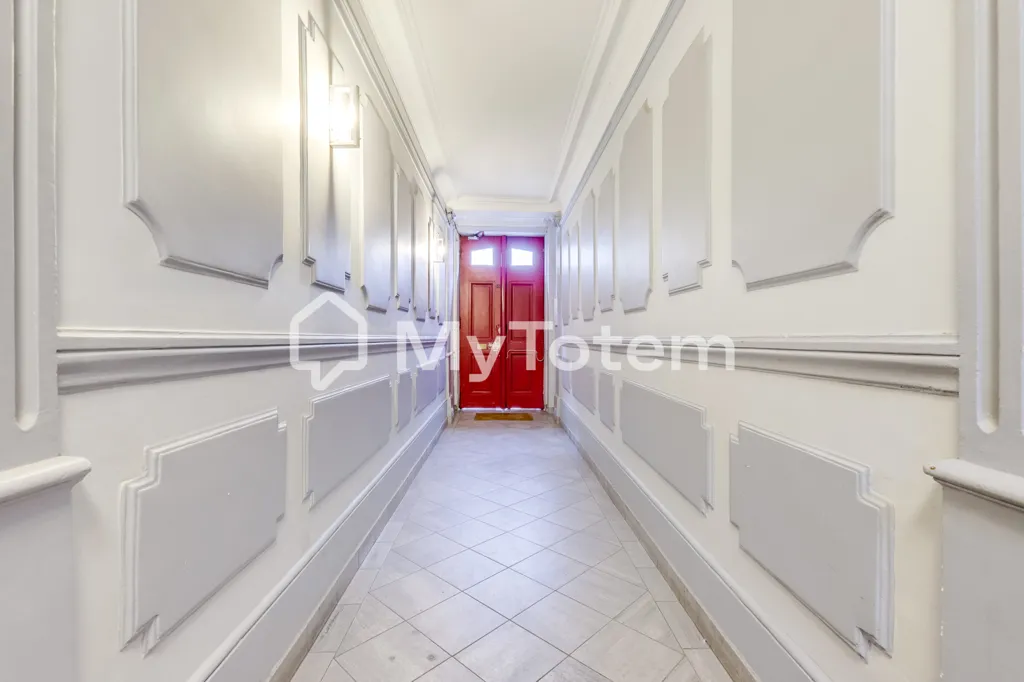 Esik - Luxury Flat with Parquet in Saint-Mandé